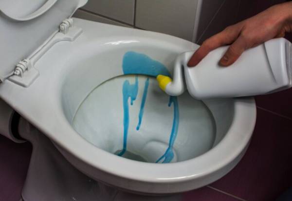 『掃除術＆裏ワザ』トイレの黄ばみどうしてる？取り除くための裏ワザを紹介します！