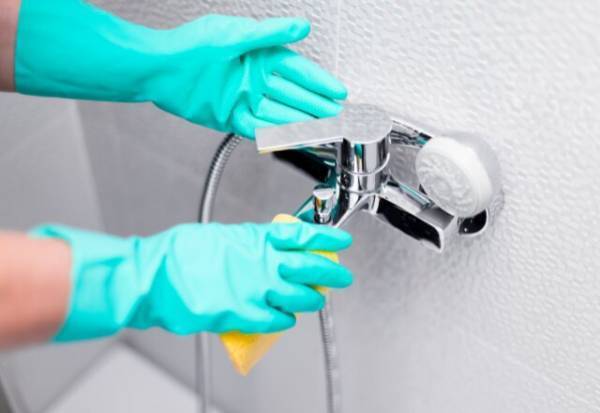 『サビ取り』お風呂場のもらいサビを簡単に除去できる方法知ってる？