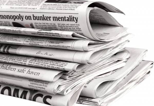 鏡の水垢→【新聞紙】で除去できるって知ってる？