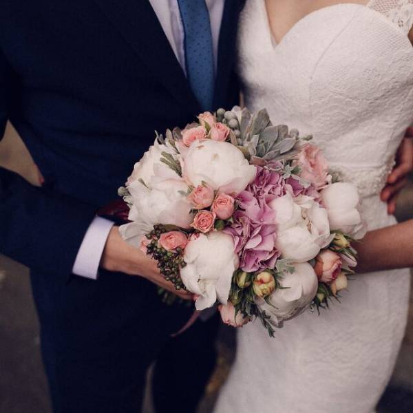 姉「結婚式は海外の予定」妹「楽しみ～」盛り上がる妹だが…⇒この直後、姉「来ないよね？だって…」衝撃の理由に絶望を味わう！？