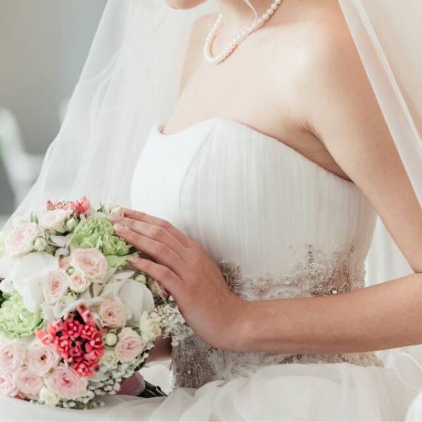 結婚式の前日…妹「お姉ちゃんの旦那さん奪っちゃった！」姉「おめでたいわ」⇒その後、妹「お姉ちゃん、助けて…」まさかのSOS！？