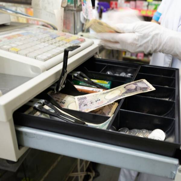 居酒屋のレジで…「合わない」レジ金がずれるトラブルが頻発。”容疑者”を絞り問い詰めた結果→「本当のことを話します」「へ？」