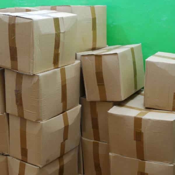 転売目的で『50個のプラモデル』を入手した男女…男「10万の儲け！」しかし⇒販売会社の”思わぬ対策”で絶体絶命…！？