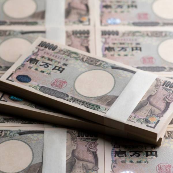 妻「遺産は放棄する」夫「ここまでバカだとは…」3億の遺産を放棄した妻。罵倒する夫と離婚して数日後…「どうなってるんだ！」「は？」