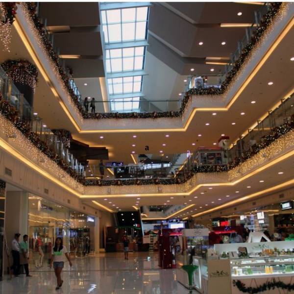 買い物中、お手洗いに行ったまま”40分以上”帰ってこない夫！？妻「本当は何してるの？」数日後⇒衝撃の事実が発覚！