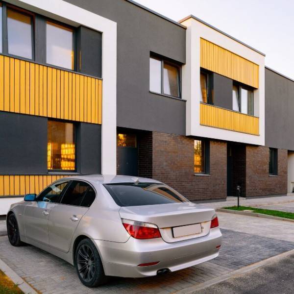 ママ友「車買ったの？貸して～」私「うちのじゃない」説明しても”嘘つき”扱い！？強引に奪われるも…数日後⇒【車の持ち主】に顔面蒼白！？