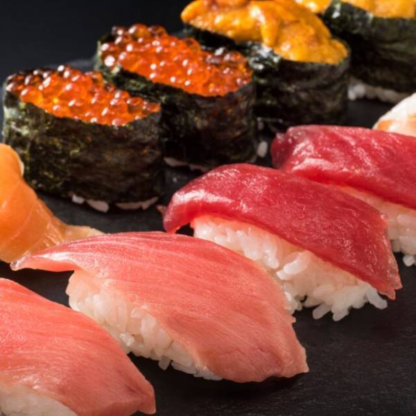 妻「10万円の寿司食べてくる」夫「ごめん、破産した」⇒数週間後、妻が離婚を切り出すが…“夫の作戦”だった！？