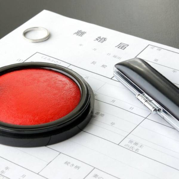 両親の介護中…夫「早く帰って来ないと離婚するぞ」妻「今回だけは許して」3週間後、夫からの連絡に⇒妻「離婚届出したよ」夫「へ？」