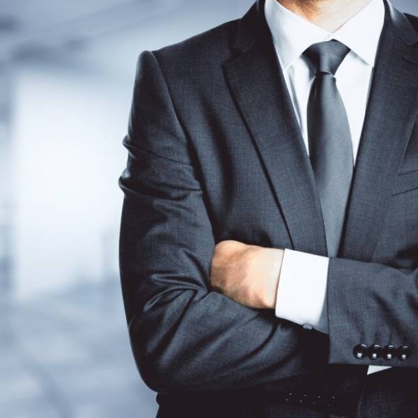 「2週間休んでもいいですか？」「もちろん！」長期休暇を快く受け入れた上司だったが…直後続けた”まさかの言葉”に「え？」