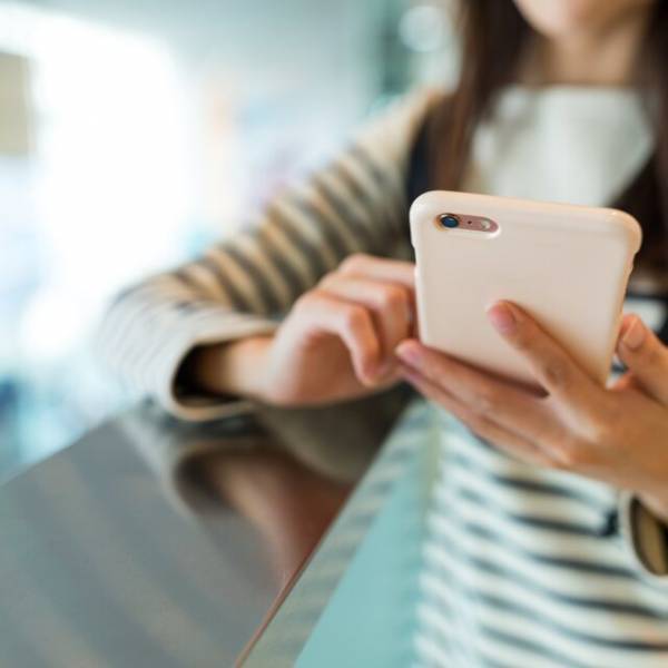 「娘さんのお迎えに来てる女性ってお母さん？」突然連絡してきたママ友に違和感。しかし直後放った”衝撃発言”に「さすがに怒りますよ…？」