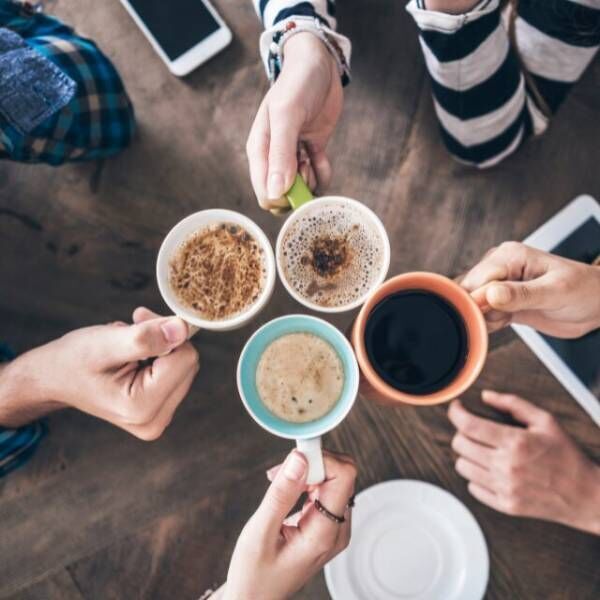 カフェで…「ソーダとケーキ10個ずつで」「食べきれるの！？」しかし→「問題ないわ」友人が”やけに強気な理由”を聞いて→「えっ！？」