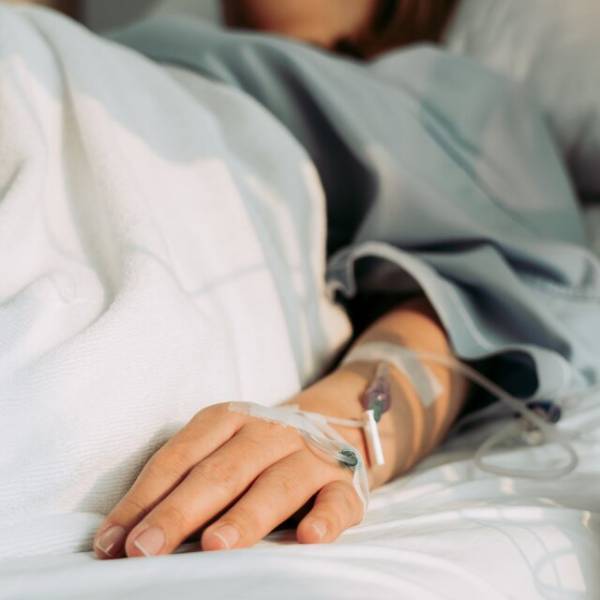 私「病気で緊急入院しました」5日間仕事を休むことに。しかしこの後⇒課長「有給は使わせないよ。だって…」続けた言葉に…私「え」