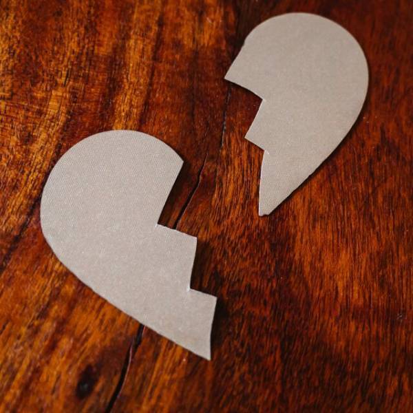 夫『ほかの女と結婚するから、離婚してくれ』夫から突然の告白！話を聞くと…⇒【相手】の正体を知って反撃を決意…！