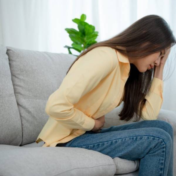 妻「お腹が痛くて立てないの」夫「うるせえな！」妻を放置する夫。その後、救急車が到着すると…⇒”まさかの事態”に夫、顔面蒼白…