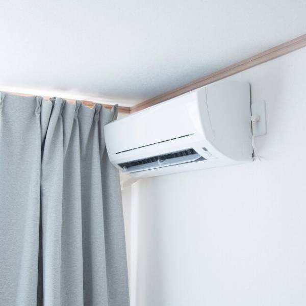 エアコンを買いに行ったら…店員「このモデルなら最短で手配できます」私「高いわよ！」渋々購入を決意するも⇒店員の対応に「はぁ！？」