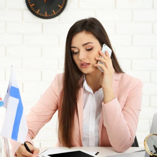 転職して数日…前の職場から”1本の連絡”が！？⇒「どうしたんですか？」「どうもこうもないよ…」上司が続けた言葉に「えっ…」