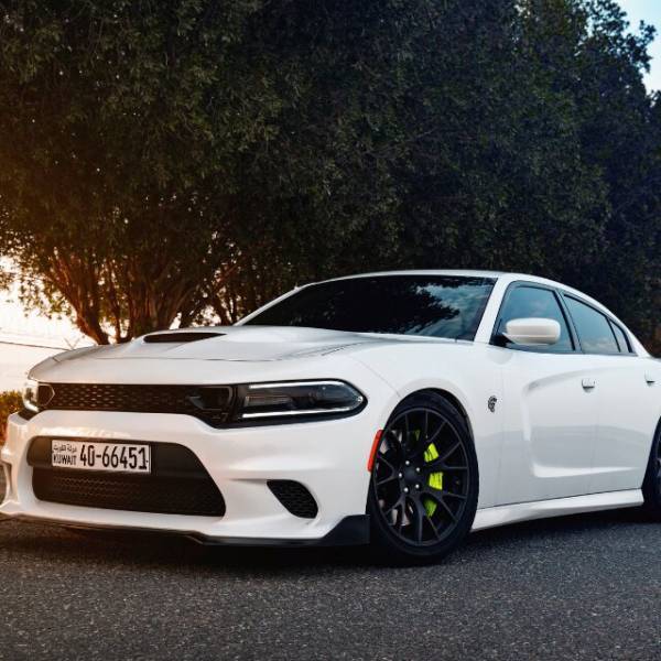 ママ友「車買ったの？貸して～」私「お客様のです」説明しても”嘘つき扱い”！？その後⇒私「もしかして…今」家の車に違和感！？