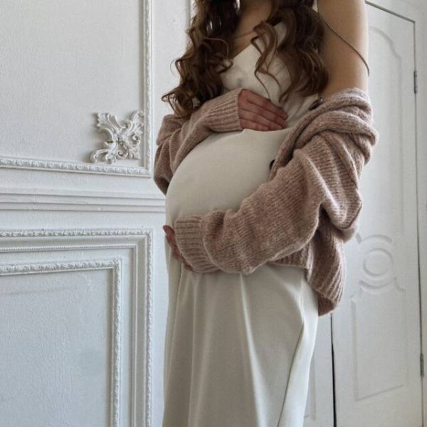 もうすぐ臨月の義妹「出産まであなたの寝室借りるわね」嫁「わかりました」同意するも…⇒翌日、告げられた”まさかの提案”に絶句