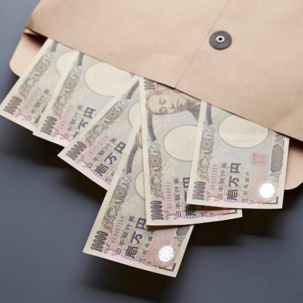 母の葬式後…兄「全部で25万円だ」妹「なんでこんなに少ないの！？」遺産をすべて相続したが…⇒1週間後、”1本の電話”に顔面蒼白…