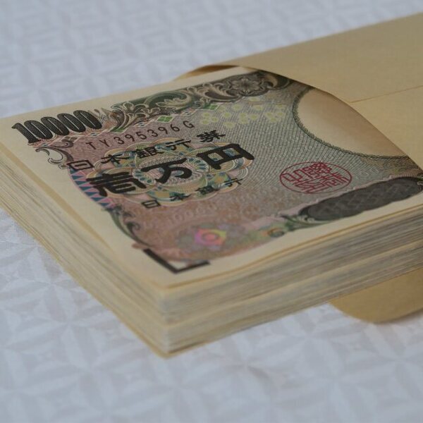 娘の学費『100万円』がなくなった！？…妻「どういうことよ！」夫「あー実は…」明かしたまさかの”大金の使用先”に「もういいわ」