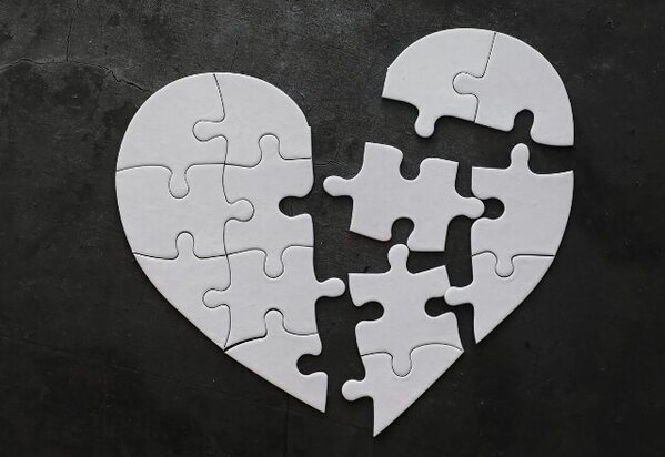 交際初期の「違和感」はサインだった。スピード告白の彼が教えてくれた教訓