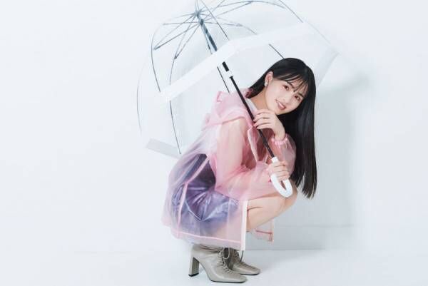 乃木坂46・大園桃子が梅雨のうねり毛のケアアイテムをお試し！