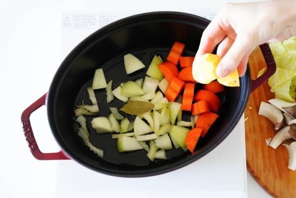 野菜たっぷり雑煮で年初め！　実はすごくおいしい「お雑煮アレンジレシピ」