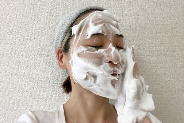 「ドラッグストアで人気の洗顔3種」を徹底比較！ “泡立ち”や“洗い上がり”を紹介