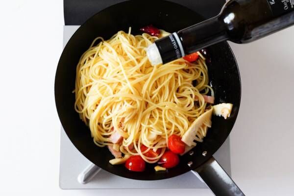 最強の春パスタ！ 美味しすぎて止まらない「春野菜のペペロンチーノ」簡単レシピ