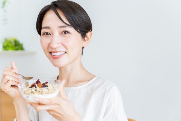 食べ過ぎNGなメニューも… 管理栄養士が「朝に必ず食べるもの、食べないもの」