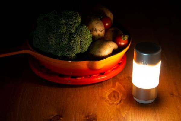 アウトドアでも活躍する、重さ131gのミニ真空パック器　CAMPFIREにて9月29日まで販売