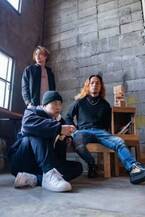 若者に絶大な人気を誇る3人組音楽ユニット「TENSONG」の結成秘話インタビューを公開！