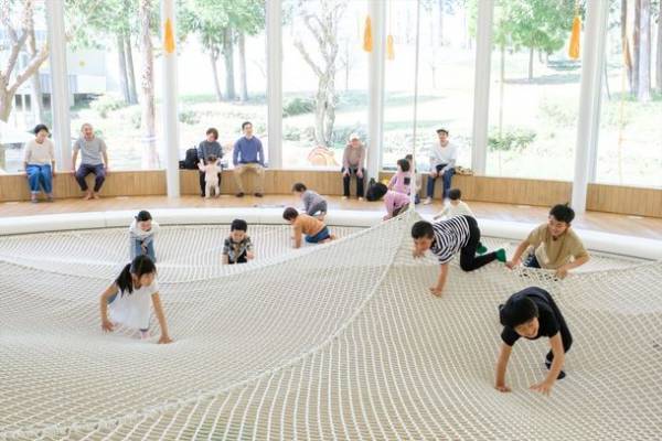 植村直己冒険館「どんぐりbase」がキッズデザイン賞を受賞！　子どもたちの“やってみたい”を応援する体験型施設