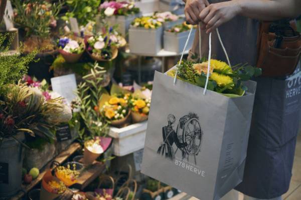 地元・仙台の企業をお花で応援！878HERVEが企業で働く方に直接届ける「お花の定期便」を10月にスタート
