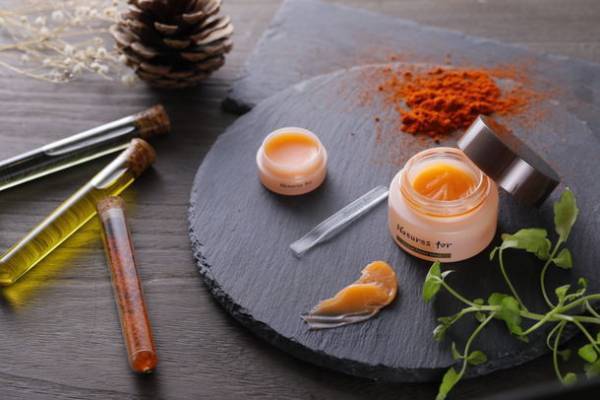 若々しい素肌を保つ5つの機能に着目　エイジングケアクリームNatures for『チンクエパワーマスク』をMakuakeで8/30先行新発売