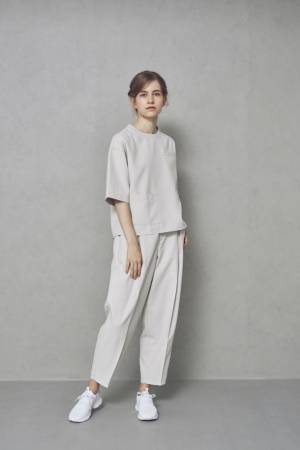 JILLSTUARTのメディカルウェア待望の新作を発表！女性が美しく見えるデザインのユニフォームが新登場