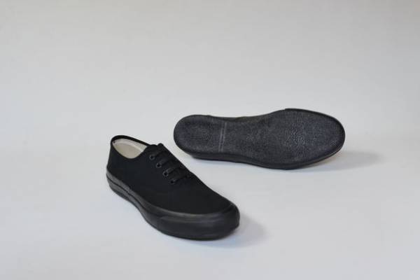 MOONSTARの隠れた名品『DECKSPORT』を復刻。2021年9月11日(土)に発売決定！