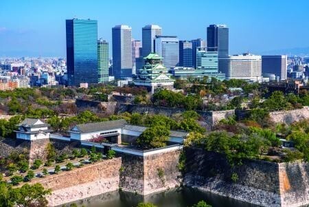 近畿文化会では、本年も有名な文化財を訪ねて著名な講師による講演と現地見学を行う「入門臨地講座」を開催します。