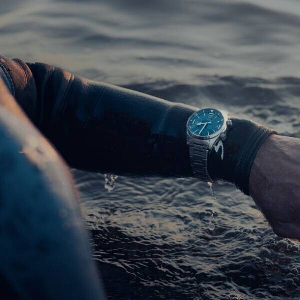男性向けの『MITCH MASONダイバーズウォッチ腕時計』がMakuakeにて先行予約販売を開始！海から街まで　どんな場所でもあなたと共に時を刻む