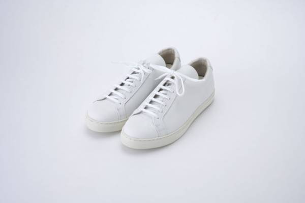 フランス高級革×東京の熟練靴職人による上質ユニセックススニーカーをMakuakeにて販売開始！