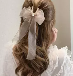 Qoo10 Fashion Trend Report #15　秋のニュアンスヘアづくりに役立つヘアクリップ！手軽に、大人カジュアルで可愛いヘアスタイルへ