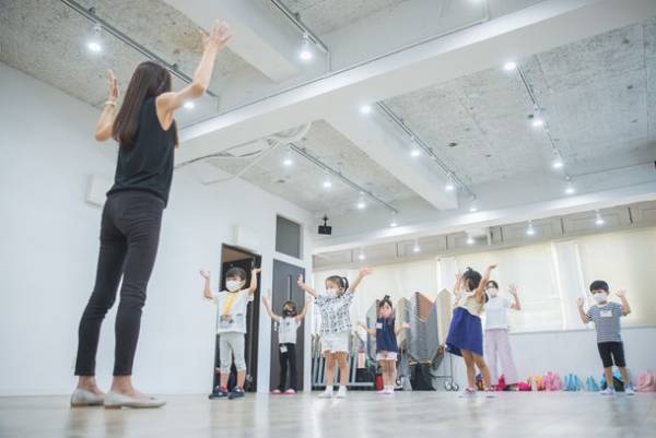 『JKFW2021』世界トップモデル『結子』によるレッスンが開催！！～世界に羽ばたく子どもたちの夢を応援～