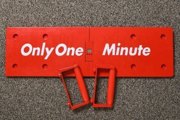 “筋肉俳優” 武田真治がアメリカンな！？「マッスルショッピング」と題したWEB動画に登場！日本テレビ『女神のマルシェ』にトレーニングボード「オンリーワンミニット」初登場の9月10日から公開！