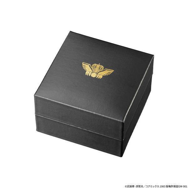 『北斗の拳』より、ラオウをイメージした腕時計が登場！拳王兜の装飾をモチーフとした重厚感あるメタルモデル