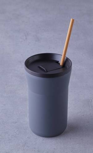 セラミック加工で最後のひと口までおいしく京セラ「CERAMUG（セラマグ） タンブラー＜蓋付き＞」を発売