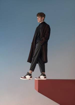 イタリアンレザーブランド「ア・テストーニ」　新ロゴの「AMEDEO TESTONI」と共に2021Fall Winter コレクションを発表