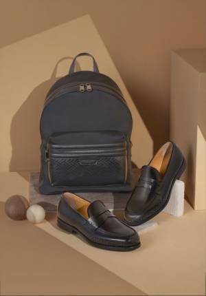 イタリアンレザーブランド「ア・テストーニ」　新ロゴの「AMEDEO TESTONI」と共に2021Fall Winter コレクションを発表