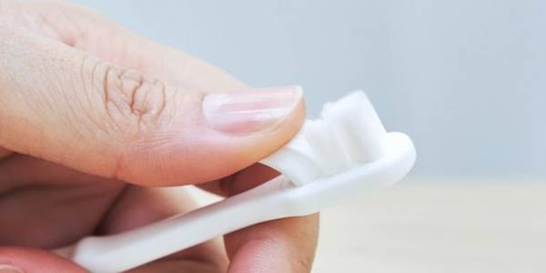 通常の10倍の毛の多さ　1万本の柔らか毛束でしっかり歯みがき仕上げ磨きの苦手意識を気持ちよさに「仕上げ歯ブラシプレミアム すごふわ」が9月中旬発売