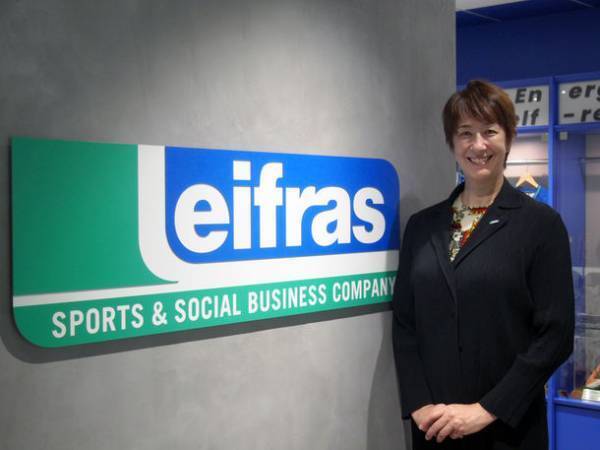 ＜日本最大級＞スポーツスクールを展開するリーフラスの社外取締役に元バレーボールアメリカ代表選手 ヨーコ ゼッターランド氏が10月1日より就任