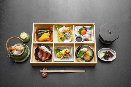 ～観光特急「青の交響曲（シンフォニー）」運行開始５周年記念 第２弾～　吉野線観光キャンペーンを実施します